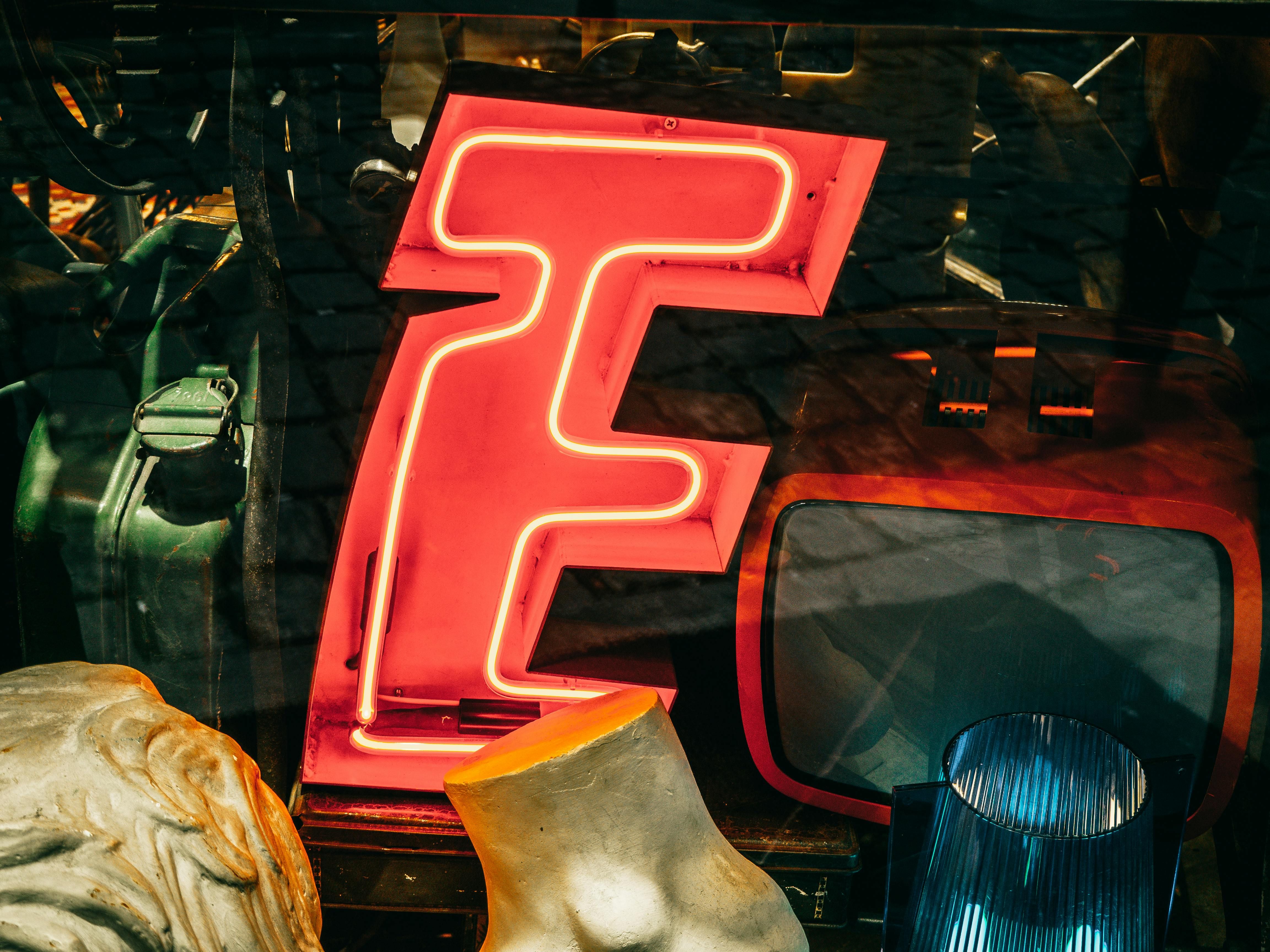 Hero Image for Follow Up Report Flohmärkte